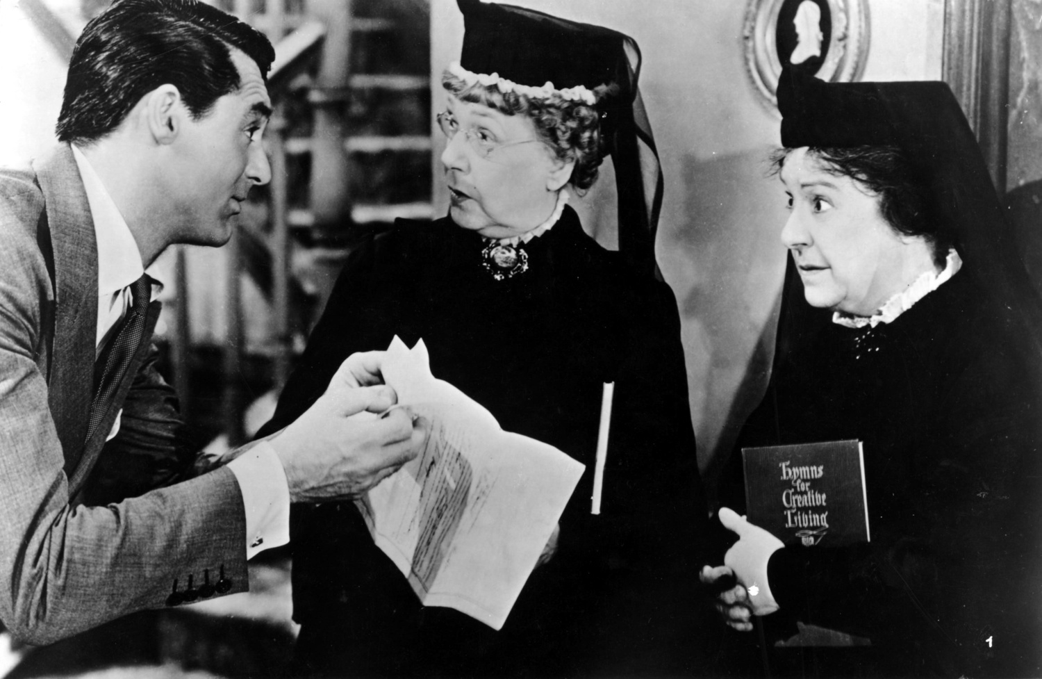 Frank swinnerton raymond mortimer essay 04 picture