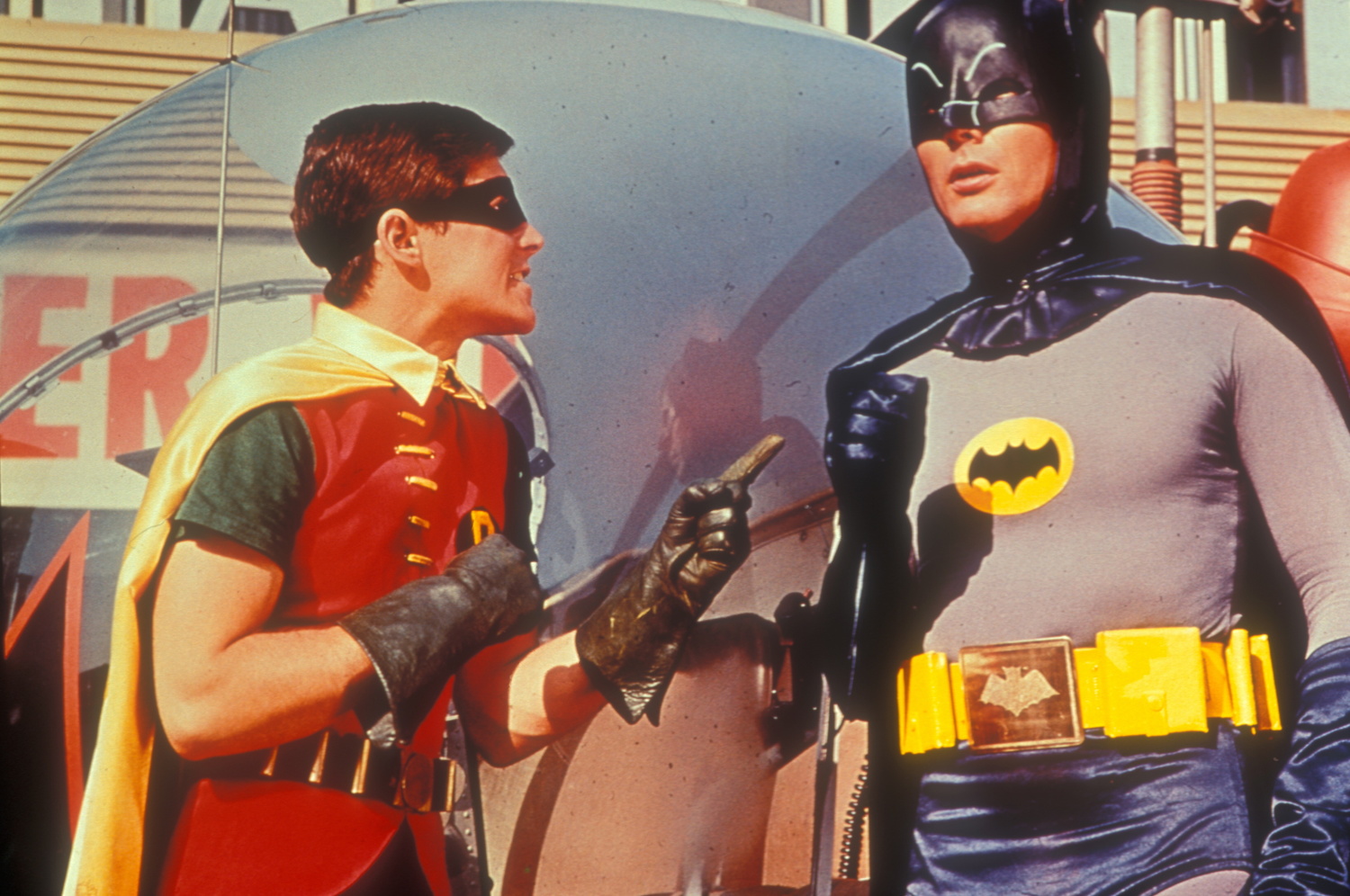 Batman hält die Welt in Atem (1966) - Film | cinema.de